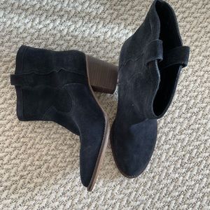 Steve Madden | Wyatt Ankle Boots | Black | 9